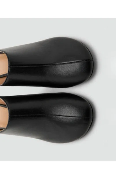 Mango Leather Clog In Black