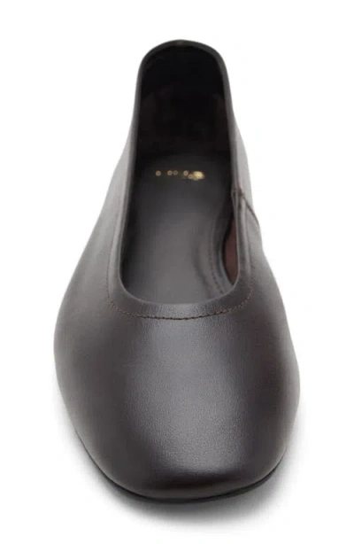 Mango Square Toe Pump In Brown