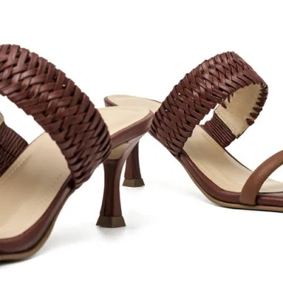 Alta Etta Sandals In Brown