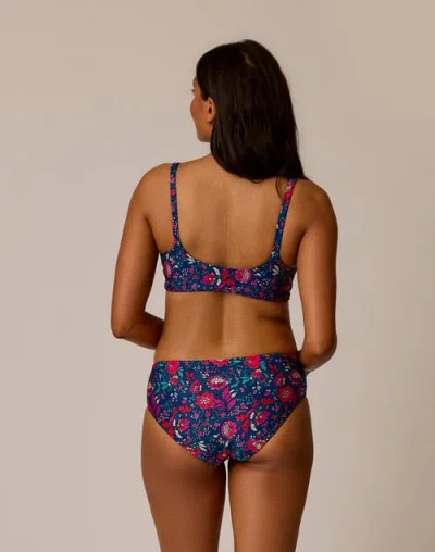 Carve Designs Pipa Compression Bottom In Multi