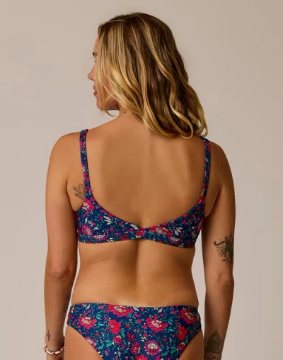 Carve Designs Breakers Compression Top In Blue