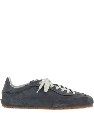 Axel Arigato Daze Runner Grey Sneaker With Logo On The Tongue And Grooved Sole In Suede Man In Gray