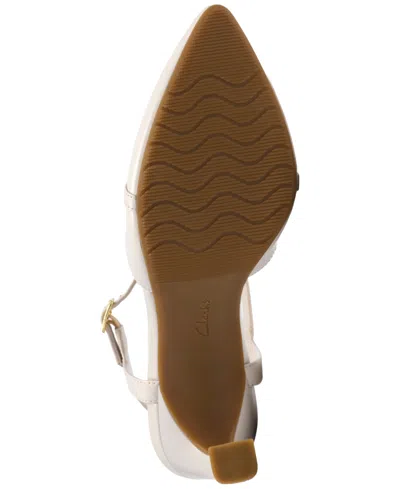 Clarks Tammitha Bar Pump In White
