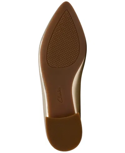 Clarks Natalyn Trim Charm Flat In Gold