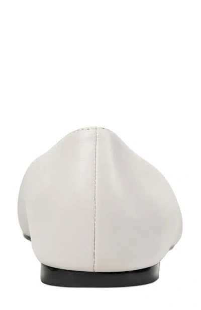 Dkny Darianne Ballet Flat In White