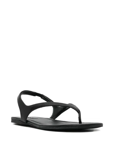 Senso Nessa Sandal In Black