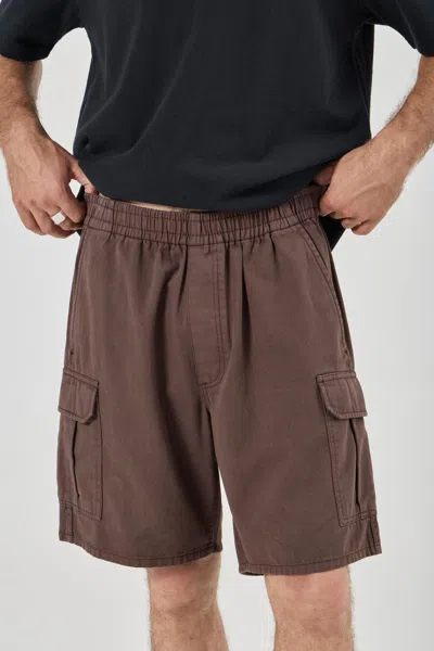 Rolla's Tradie Cargo Short In Brown