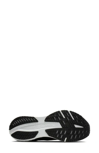 Brooks Launch 12 Running Sneaker In Black
