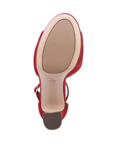 Naturalizer Delphie In Red