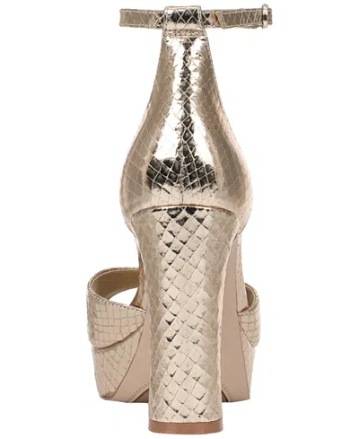 Naturalizer Delphie In Multi