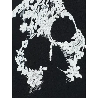Alexander Mcqueen Crew Neck Graphic Print Short Sleeve T Shirt In Black
