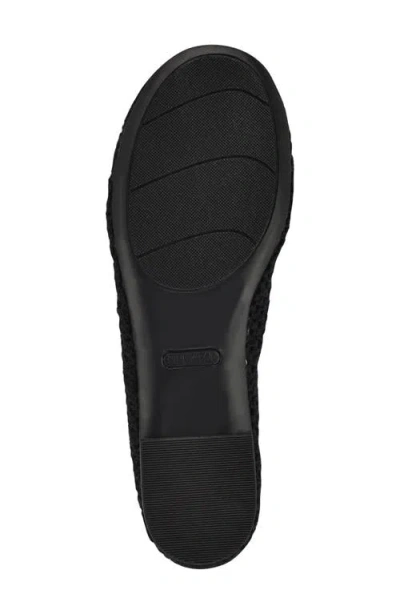 Nine West Burnne Ballet Flat In Black