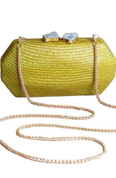 Likha Solid Octagon Clutch In Green