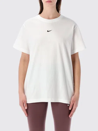 Nike Classic T-shirt In White