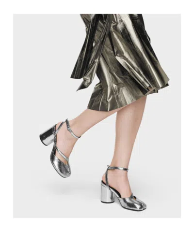 Maison Margiela Tabi Broken Mirror Leather Split-toe Pumps In Metallic