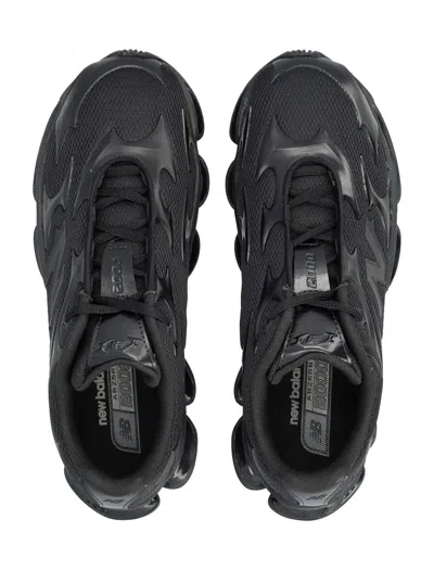 New Balance Abzorb 2000 Logo-detail Sneakers In Black