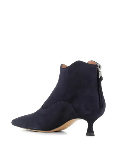 Tassinari Pointed-toe Ankle Boots In Blue