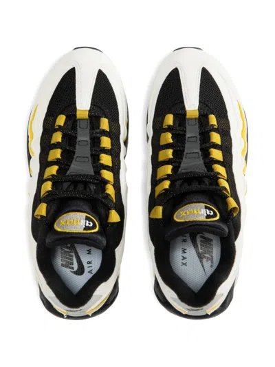 Nike Air Max 95 Sneakers In Black