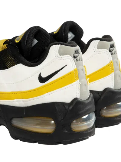 Nike Air Max 95 Sneakers In Black