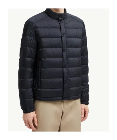 Moncler Selves Short Down Jacket In Black