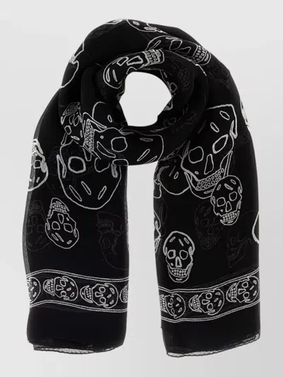 Alexander Mcqueen Foulard Style Skull Scarf 120 Cm X 104 Cm In Multi
