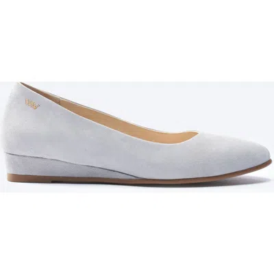 Viscata Roma Suede Flats In Ash Grey