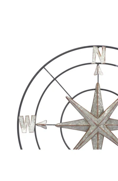 Uma Compass Wall Decor In Metallic