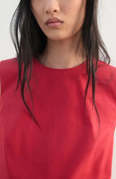 Mango Back Button Crop Top In Red