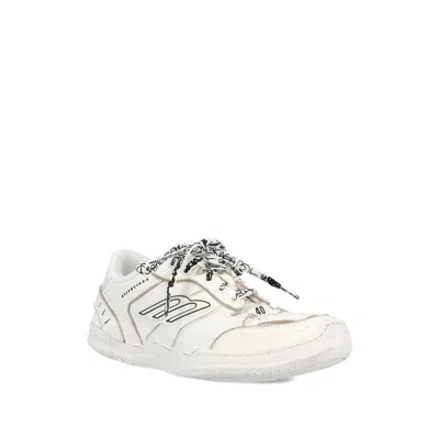 Balenciaga Women Hamptons Worn-out Leather Low-top Sneakers In Neutral