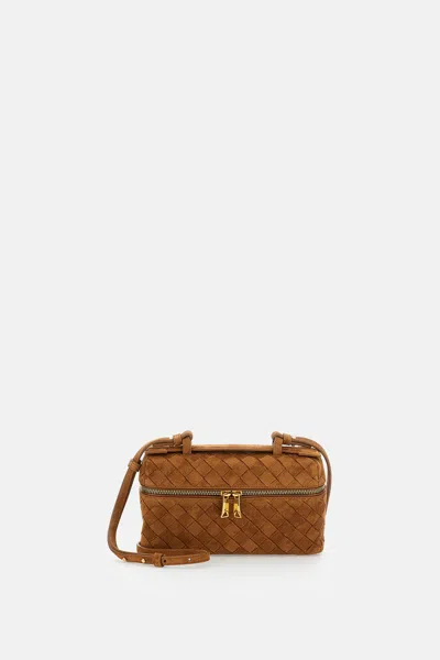 Bottega Veneta Women Bang Bang Leather Vanity-case With Intrecciato Motif In Brown