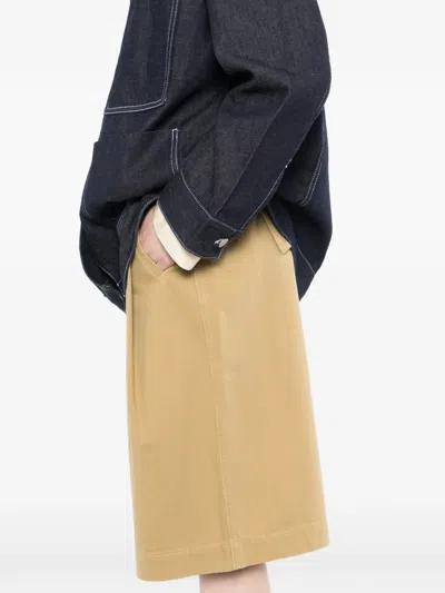 Less Belted Shorts In Brown