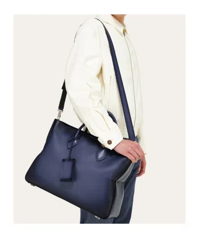 Ferragamo Handle Shoulder Bag In Black