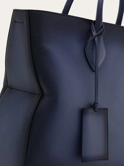 Ferragamo Handle Shoulder Bag In Black