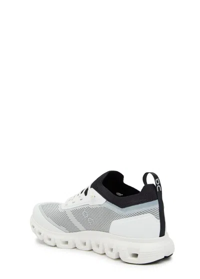 On Cloud 6 Versa Sneaker In White