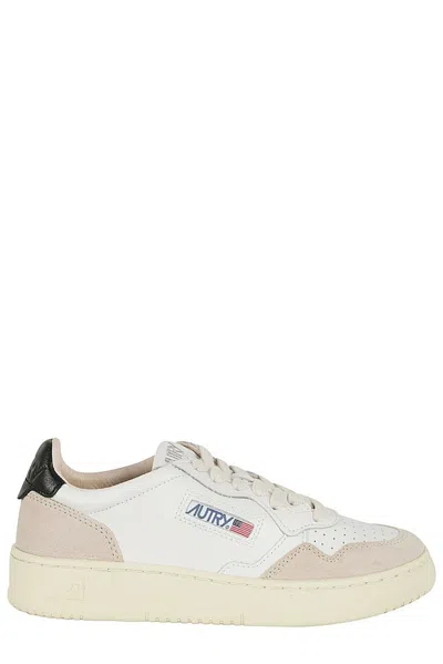 Autry Medalist Low Sneakers In White Leather And Suede With Custom Lettering In White
