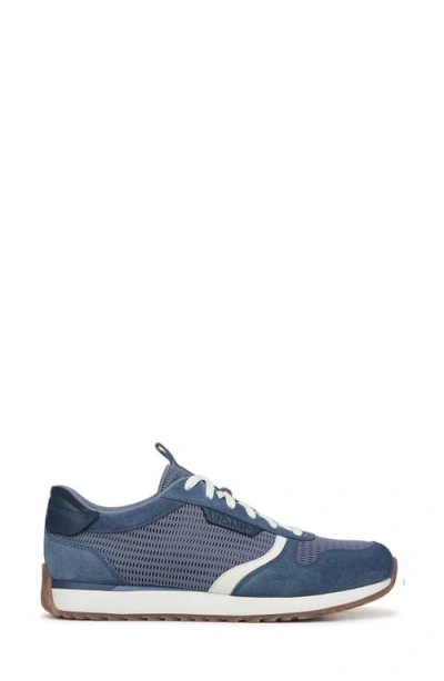 Vionic Monarch Mesh Sneaker In Blue