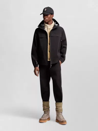 Moncler Shipton Hooded Packable Gore-tex Shell Jacket In Black