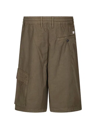 C.p. Company C.p.company Bermuda Cargo Sateen Stretch In Green