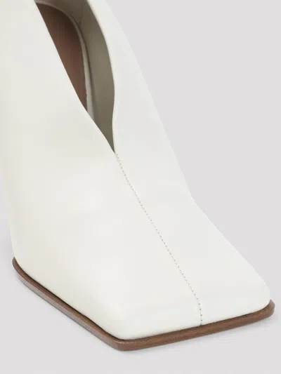 Alaïa Elegant 90mm Pumps In White