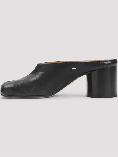 Maison Margiela Mule Tabi In Pelle In Black