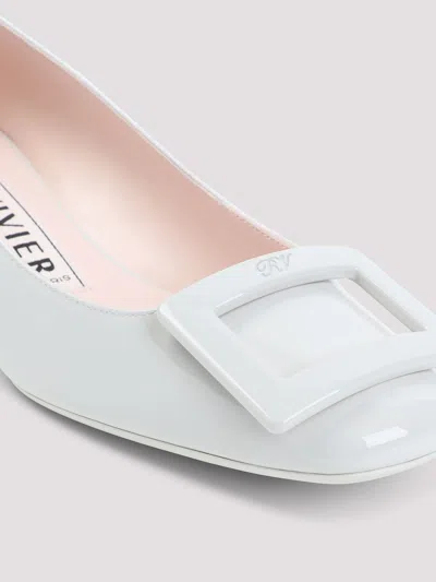 Roger Vivier Roundy Lacquered Decollete 25 Pumps For Women In White