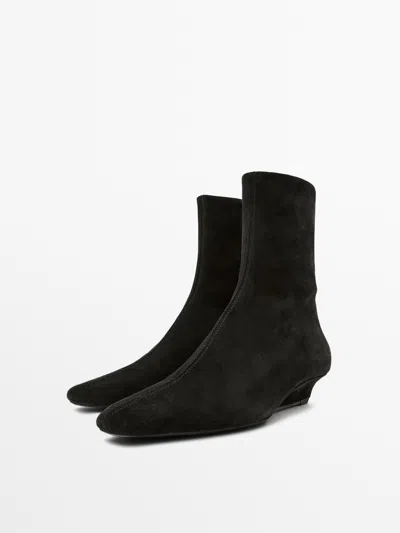 Massimo Dutti In Black