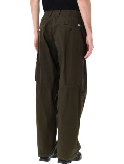 C.p. Company Cargo Trousers Microreps Fabric Side And Back Pockets In Green