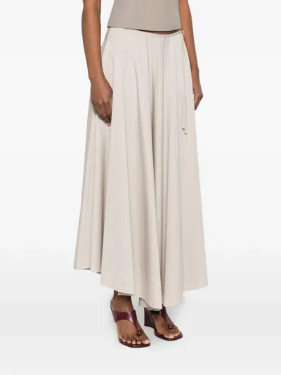 扣环细节中长半身裙