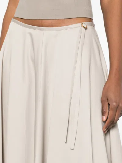 扣环细节中长半身裙