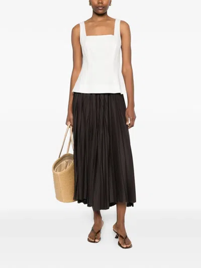 Dušan Pleated Cropped Trousers In Brown
