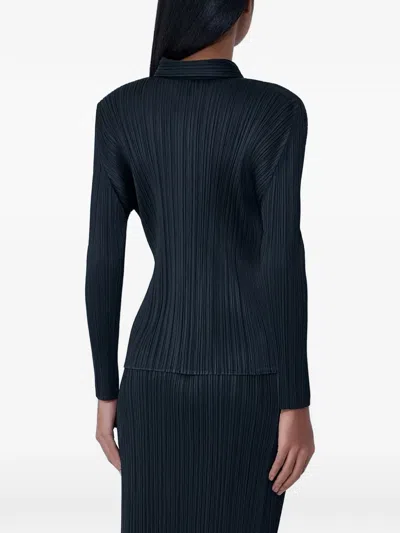 百褶扣角领衬衫