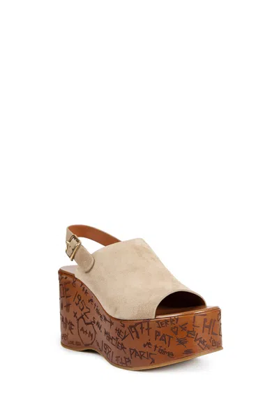 Chloé Desert Sand Beige Suede Calf Leather Maxime Wedges Sandals In Nude
