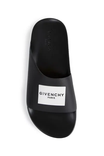 Givenchy Black Sandals With Wide Band And Contrasting Logo Patch In Rubber Man