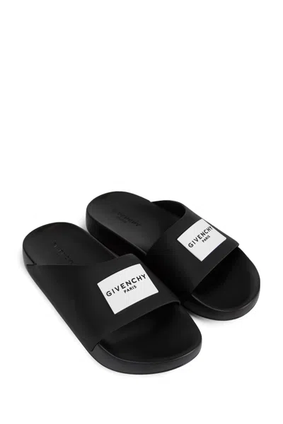 Givenchy Black Sandals With Wide Band And Contrasting Logo Patch In Rubber Man